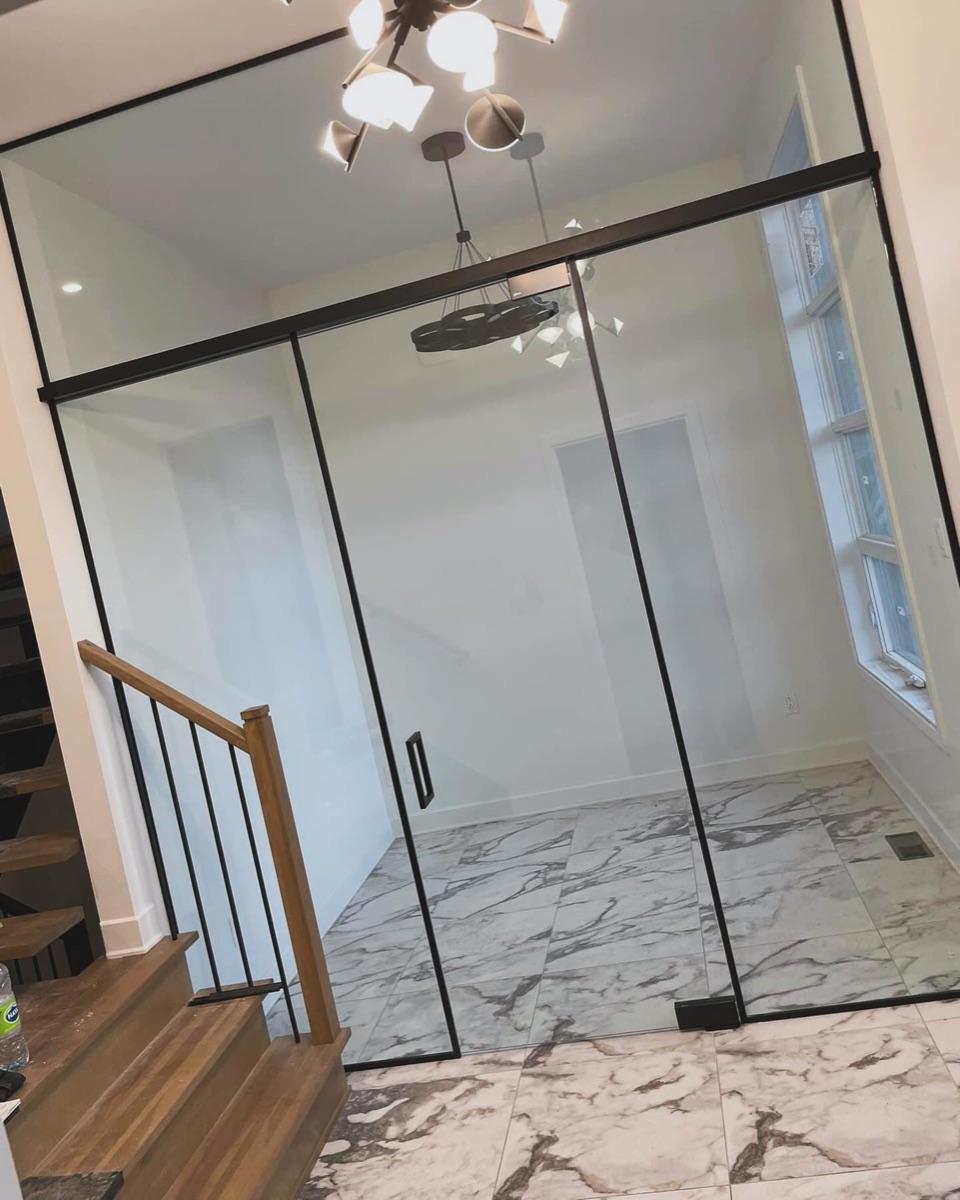 Vestibule d'entrée en verre 10 mm sur mesure