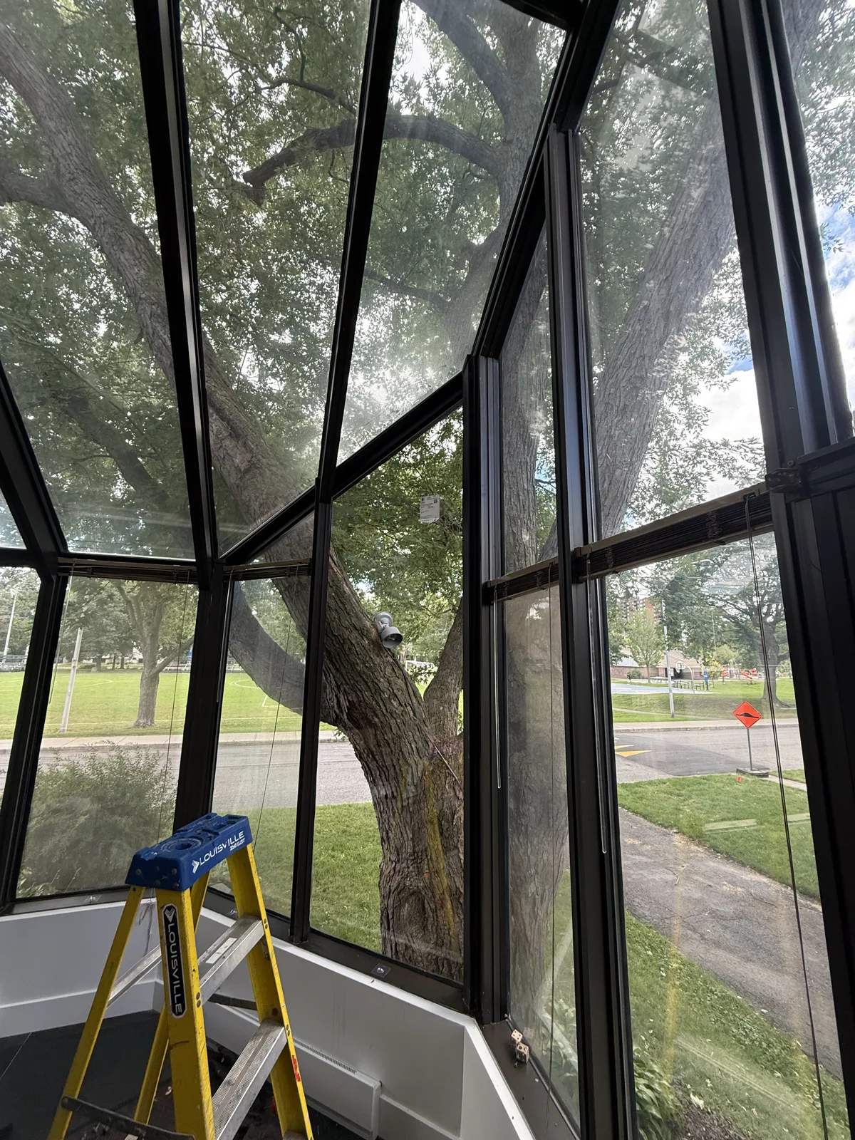 Deuxième vue du solarium pendant les finitions